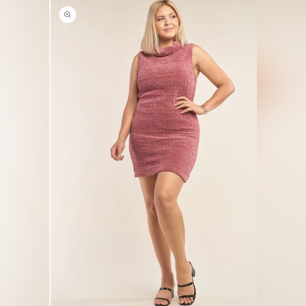 Plus Size Ribbed Knit Mini Dress - Picture 3 of 4